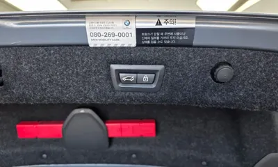 BMW 5-Series 2018, 98287 км, за 14703.95 USD - фото 31