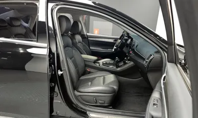 Hyundai Grandeur 2018, 61040 км, за 10706.77 USD - фото 11