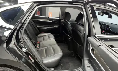 Hyundai Grandeur 2018, 61040 км, за 10706.77 USD - фото 12