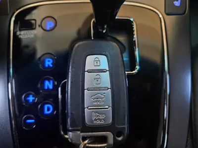 Hyundai Genesis 2011, 144941 км, за 2702.35 USD - фото 20