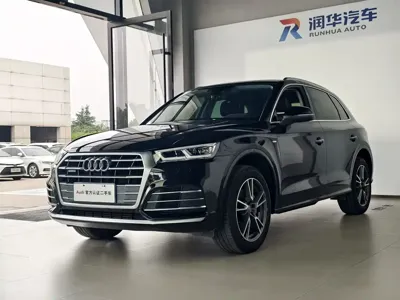 Audi Q5L · 2020 год