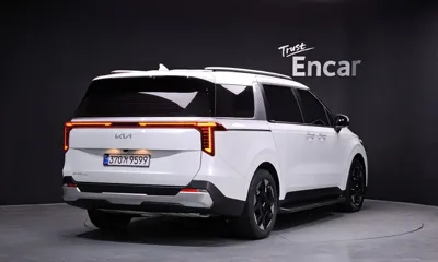 Kia Canival 2024, 50735 км, за 20878.76 USD