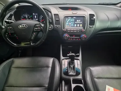 Kia K3 2016, 120963 км, за 5579.62 USD - фото 10
