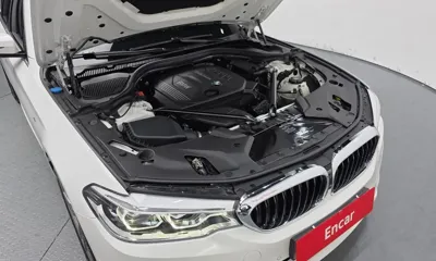 BMW 5-Series 2018, 47654 км, за 21333.86 USD - фото 6
