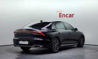 Hyundai Grandeur 2022, 133104 км, за 14105.95 USD