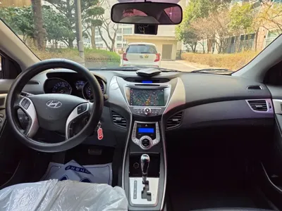 Hyundai Avante 2011, 157843 км, за 2107.7 USD - фото 11