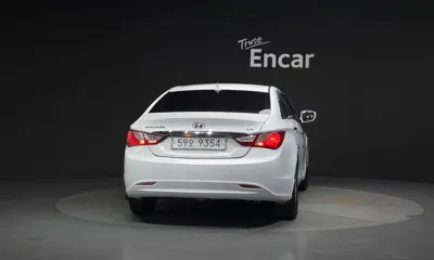 Hyundai Sonata 2014, 159740 км, за 3185.33 USD