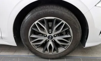 Kia K5 2020, 113059 км, за 8847.26 USD