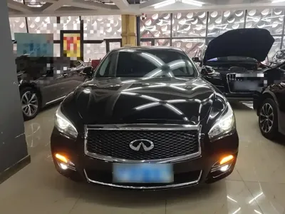 Infiniti Q70 2018, 89100 км, за 13280.32 USD