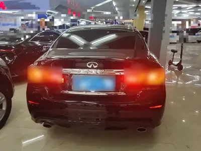 Infiniti Q70 2018, 89100 км, за 13280.32 USD - фото 6