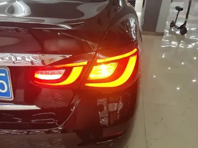 Infiniti Q70 2018, 89100 км, за 13280.32 USD - фото 8