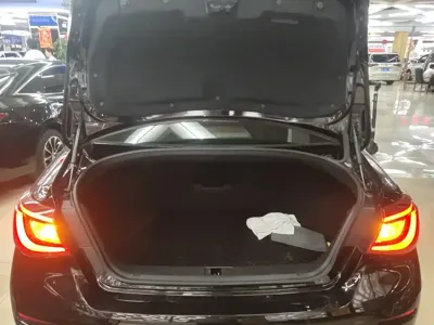 Infiniti Q70 2018, 89100 км, за 13280.32 USD - фото 19