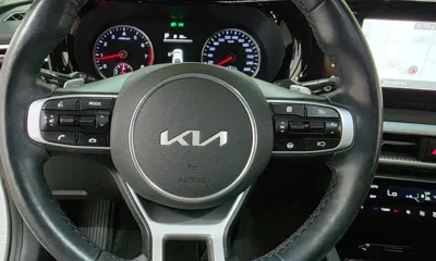 Kia K5 2022, 60369 км, за 18827.37 USD - фото 13