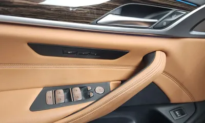 BMW 5-Series 2021, 73683 км, за 22009.5 USD - фото 30