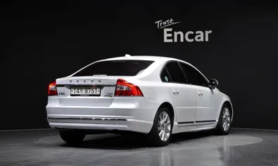 Volvo S80 2014, 162875 км, за 3120.33 USD
