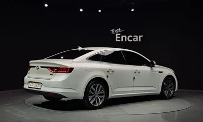 Renault-KoreaSamsung SM6 2016, 84818 км, за 4818.65 USD