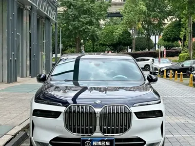 BMW 7 Series 2023, 57000 км, за 81726.68 USD