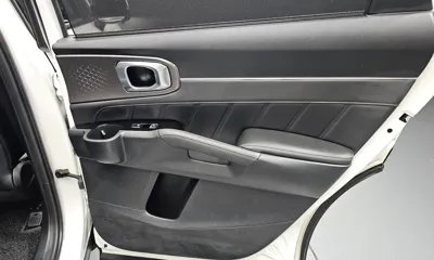 Kia Sorento 2023, 90961 км, за 17592.23 USD - фото 25