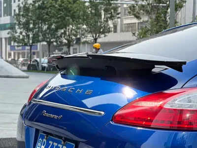Porsche Panamera 2012, 180000 км, за 13084.02 USD