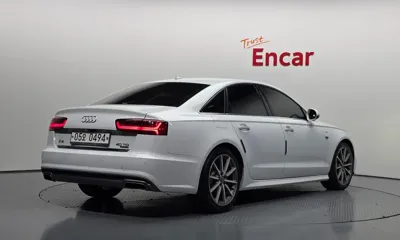 Audi A6 2016, 95619 км, за 9649.47 USD