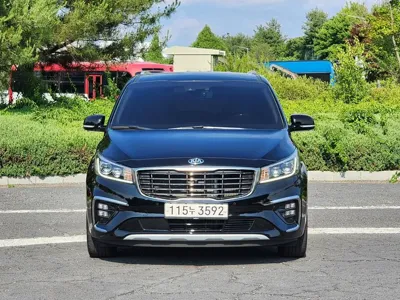 Kia Canival · 2019 год