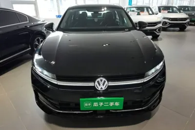 Volkswagen Magotan 2024, 4200 км, за 28614 USD
