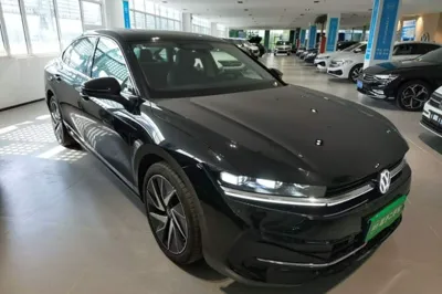 Volkswagen Magotan 2024, 4200 км, за 28614 USD