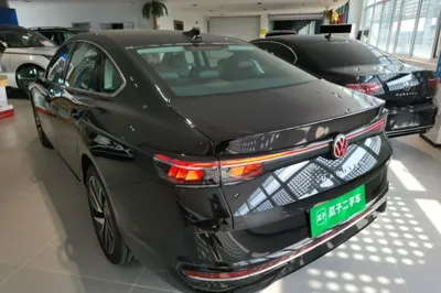 Volkswagen Magotan 2024, 4200 км, за 28614 USD