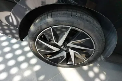 Volkswagen Magotan 2024, 4200 км, за 28614 USD - фото 11