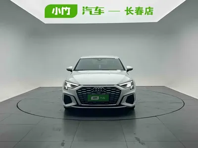 Audi A3 2022, 38000 км, за 18834.24 USD