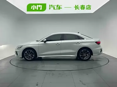 Audi A3 2022, 38000 км, за 18834.24 USD