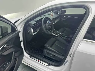 Audi A3 2022, 38000 км, за 18781 USD - фото 9