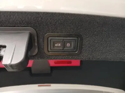 Audi A6 2016, 113283 км, за 8130.62 USD - фото 17