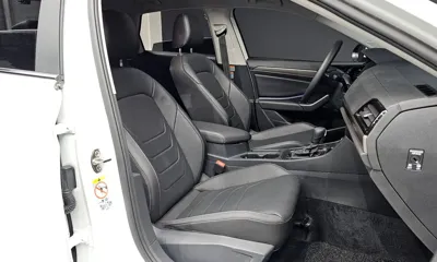 Volkswagen Jetta 2021, 8295 км, за 24377.55 USD - фото 11