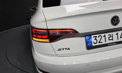 Volkswagen Jetta 2021, 8295 км, за 24377.55 USD - фото 23