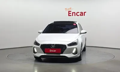 Hyundai i30 2018, 56443 км, за 8332.25 USD