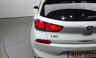 Hyundai i30 2018, 56443 км, за 8332.25 USD - фото 23
