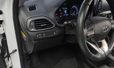 Hyundai i30 2018, 56443 км, за 8332.25 USD - фото 27