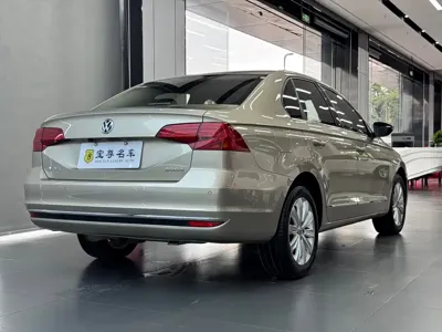 Volkswagen Bora 2017, 171800 км, за 4384.85 USD
