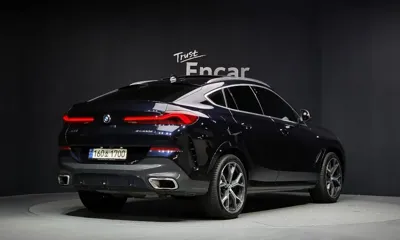BMW X6 2023, 52501 км, за 50465.57 USD
