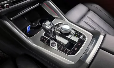 BMW X6 2023, 52501 км, за 50465.57 USD - фото 9