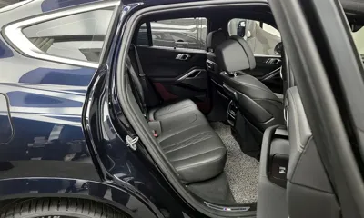 BMW X6 2023, 52501 км, за 50465.57 USD - фото 12
