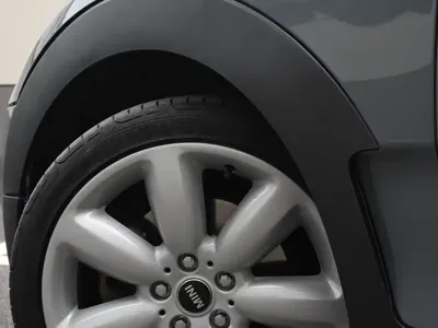 MINI Mini Clubman 2016, 130000 км, за 10608.98 USD - фото 8