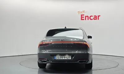 Hyundai Grandeur 2020, 13005 км, за 17805.36 USD