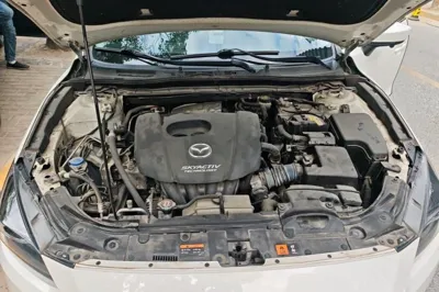Mazda Mazda 3 Axela 2017, 80600 км, за 8727 USD - фото 17