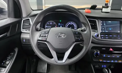Hyundai Tucson 2016, 139753 км, за 5789.75 USD - фото 12