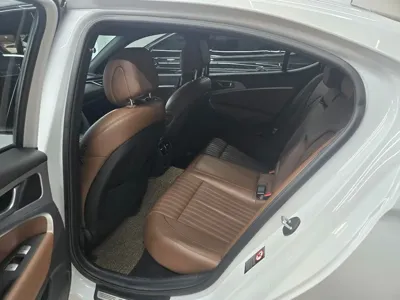 Genesis G70 2019, 131562 км, за 11506.2 USD - фото 9