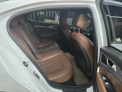 Genesis G70 2019, 131562 км, за 11506.2 USD - фото 10