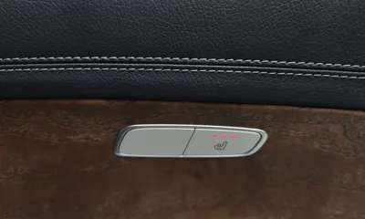 Mercedes-Benz E-Class 2021, 59727 км, за 22778 USD - фото 34