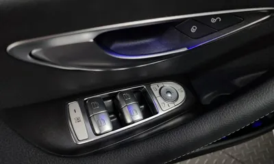 Mercedes-Benz E-Class 2021, 59727 км, за 22778 USD - фото 35